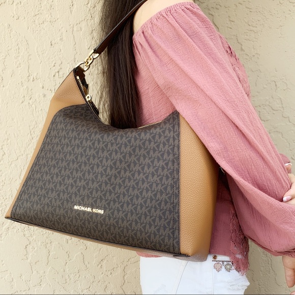 Michael Kors Large top Zip Hono Free Zip Pouch - Picture 4 of 7